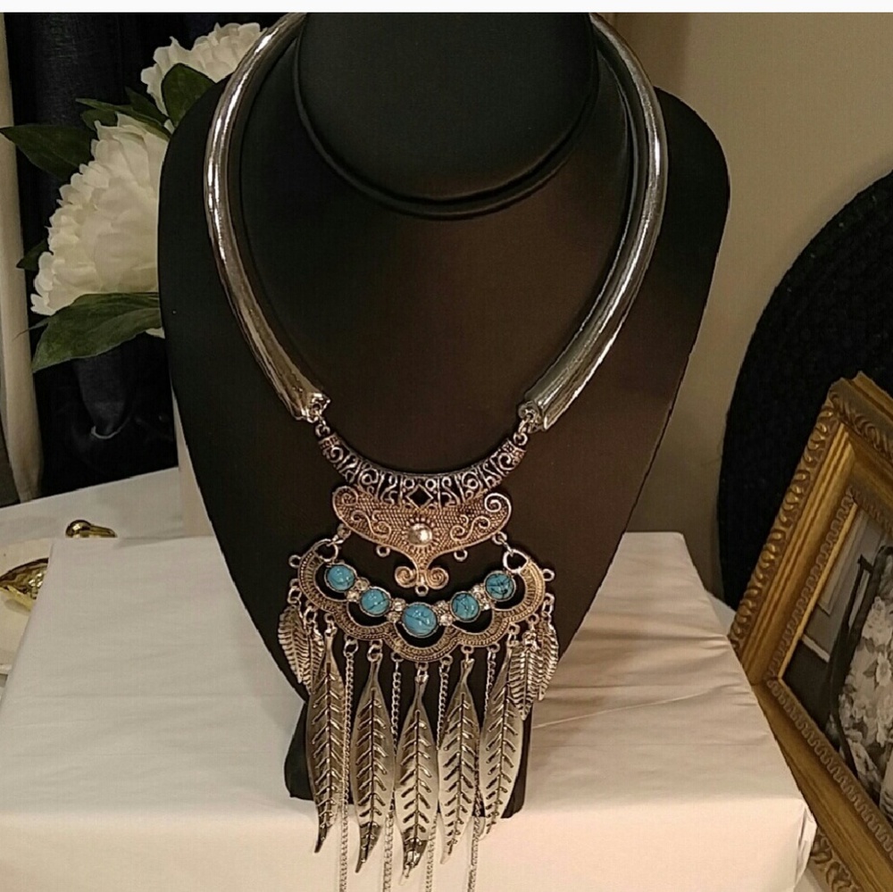 Boho Dangling Feather Dream Catcher Necklace
